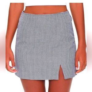 FOREVER 21 • Houndstooth Mini Skirt • M • new​​​​